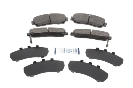 Комплект тормозных колодок (дисковых).) ICER 181811