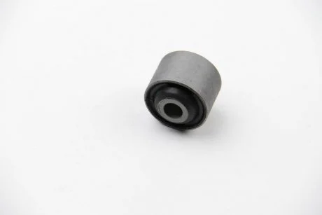 Фото с/блок задн. балки AUDI 80/90 всі моделі 78-7/91 LEMFORDER 1006301 С/блок задн. балки AUDI 80/90 всі моделі 78-7/91 LEMFORDER 1006301