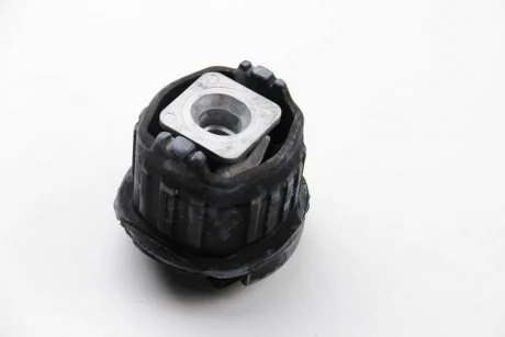 Фото втулка, балка моста LEMFORDER 2745101 Втулка, балка моста LEMFORDER 2745101