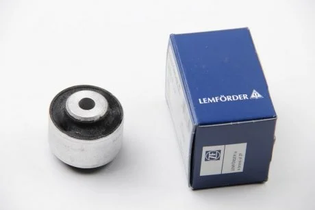 Фото с/блок важеля A4,A6,Passat LEMFORDER 3537801 С/блок важеля A4,A6,Passat LEMFORDER 3537801