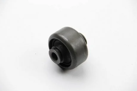 Фото сайлентблок переднего рычага (задний) (12x58x53) Renault Clio Kangoo Megane 02- LEMFORDER 3745001 Сайлентблок переднего рычага (задний) (12x58x53) Renault Clio Kangoo Megane 02- LEMFORDER 3745001