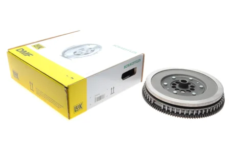 Двомасовий маховик безступенева (cvt) (без болтів, без направляючого підшипника, без диска регулювання тертя) AUDI A6 C6 2.7D 11.04-08.11 LuK 415061408