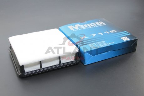 Фільтр повітряний Mitsubishi Pajero Sport 2.5/3.0/3.5TD 08- M-FILTER K 7116