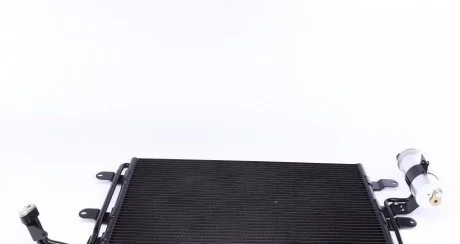 Фото радіатор кондиціонера A3/Octavia/Golf IV 98-06 MAHLE / KNECHT AC180000S Радіатор кондиціонера A3/Octavia/Golf IV 98-06 MAHLE / KNECHT AC180000S