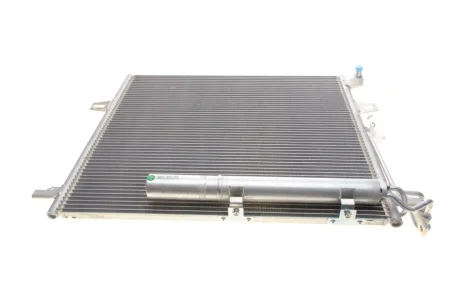 Радіатор кондиціонера MAHLE / KNECHT AC 756 000S