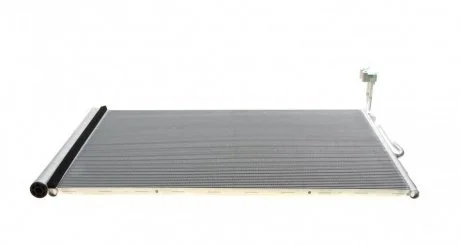 Фото конденсатор кондиціонера (з осушувачем) PORSCHE CAYENNE, VW TOUAREG 2.0-4.8 01.10- KNECHT/MAHLE MAHLE / KNECHT AC 777 000P Конденсатор кондиціонера (з осушувачем) PORSCHE CAYENNE, VW TOUAREG 2.0-4.8 01.10- KNECHT/MAHLE MAHLE / KNECHT AC 777 000P