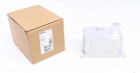 Фото радіатор масляний MAHLE MAHLE / KNECHT CLC 185 000S Радіатор масляний MAHLE MAHLE / KNECHT CLC 185 000S