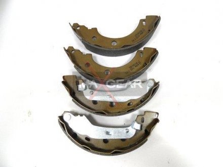 Тормозные колодки MAXGEAR 190252