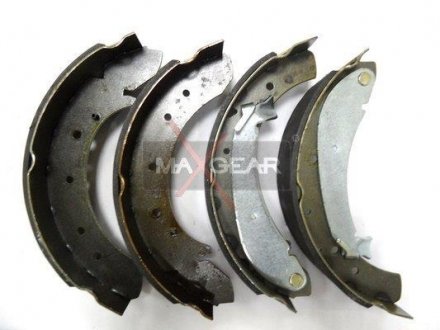 Колодки задние, 94-02 (1.8t) (бараб. тормоза) MAXGEAR 190262