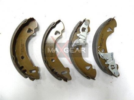 Тормозные колодки.) MAXGEAR 190264
