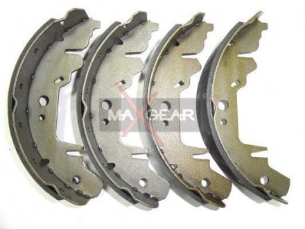 Тормозные колодки.) MAXGEAR 190296
