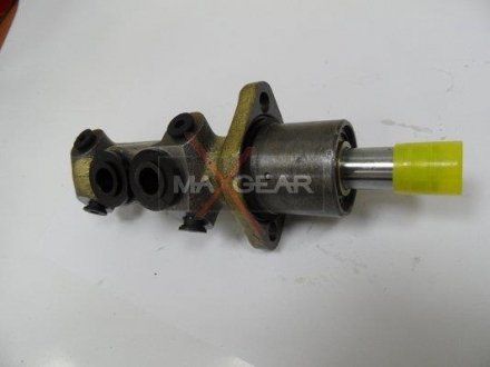 Головний гальмівний циліндр MAXGEAR 410023