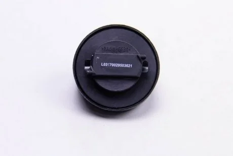 Кришка маслозаливної горловини Caddy 95-04/LT 2.4 D/TD -92/2.5 TDi 96-99 Metalcaucho 03621