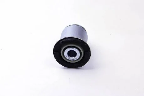 Сайлентблок подрамника Renault Trafic 1.9, 2.5 (01-) Metalcaucho 05759