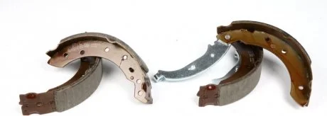Тормозные колодки барабанные MEYLE 16-14 533 0000