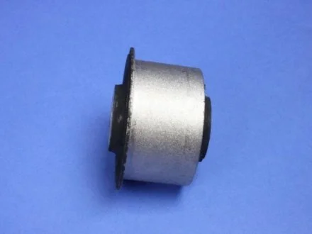 Сайлентблок крепления переднего моста Mopar 52125443AA