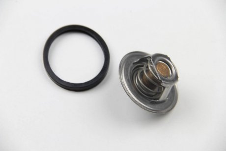 Фото термостат Alfa Romeo Giulia/Skoda Fabia 1.3-1.6i 74- (82 C) (jiggle-pin) MOTORAD 200-82J Термостат Alfa Romeo Giulia/Skoda Fabia 1.3-1.6i 74- (82 C) (jiggle-pin) MOTORAD 200-82J