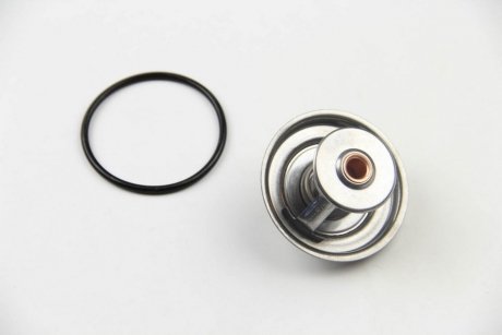 Термостат VW Transporter IV/LT 28-46/Audi 100 2.0-3.4 D/TD/TDI 77- (88 C) MOTORAD 247-88