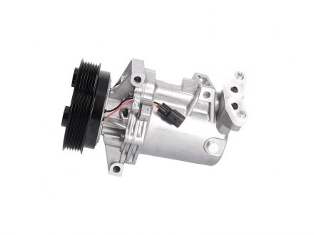 Компресор кондиціонера новий RENAULT SANDERO/STEPWAY II (B8) 13-; NISSAN JUKE (F15) 10-; DACIA DOKKER Express 12- MSG AC0140
