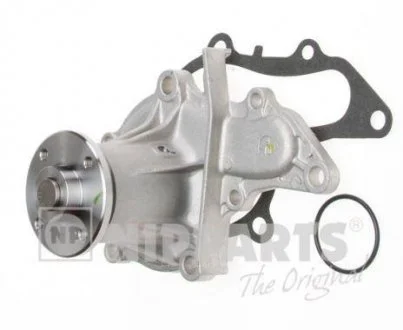 Насос води NIPPARTS J1512064