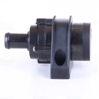 Дополнительный водяной насос First Fit NISSENS 831069