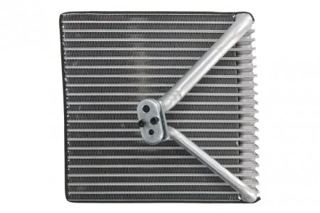 Испаритель кондиционера NISSENS 92250