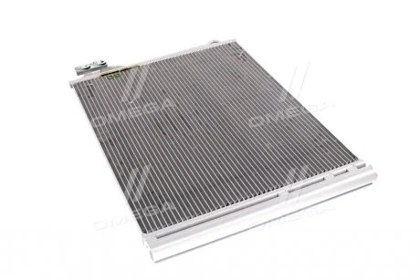 Фото конденсатор кондиціонера BMW 520i 2,0i 16V 9/11- NISSENS 940370 Конденсатор кондиціонера BMW 520i 2,0i 16V 9/11- NISSENS 940370