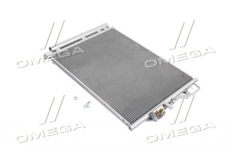 Фото конденсер кондиціонера HYUNDAI TUCSON (TL) (15-)/KIA SPORTAGE IV (15-) NISSENS 941072 Конденсер кондиціонера HYUNDAI TUCSON (TL) (15-)/KIA SPORTAGE IV (15-) NISSENS 941072