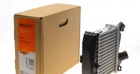 Фото радіатор інтеркулера NRF 30177 Радіатор інтеркулера NRF 30177