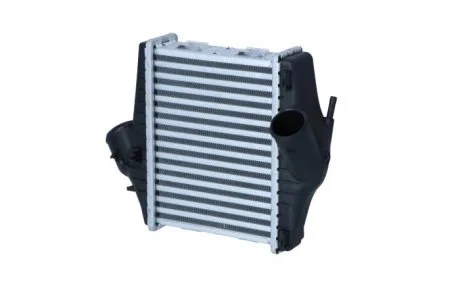 Фото інтеркулер SMART FORTWO 0.8D 01.07- NRF 30531 Інтеркулер SMART FORTWO 0.8D 01.07- NRF 30531