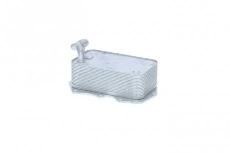 Фото масляний радіатор AUDI A8 D4, Q7, PORSCHE CAYENNE, VW TOUAREG 4.2D 03.07-05.18 NRF 31271 Масляний радіатор AUDI A8 D4, Q7, PORSCHE CAYENNE, VW TOUAREG 4.2D 03.07-05.18 NRF 31271