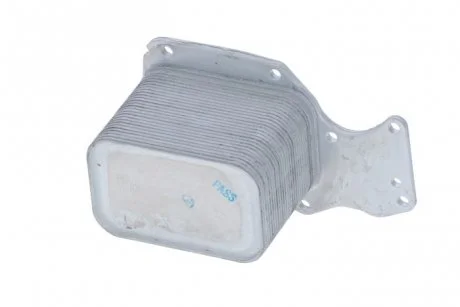 Масляний радіатор (акпп/мкпп) BMW 1 (F20), 1 (F21), 2 (F22, F87), 2 (F23), 3 (F30, F80), 3 (F31), 3 GRAN TURISMO (F34), 4 (F32, F82), 4 (F33, F83), 4 GRAN COUPE (F36), 5 (F10), 5 (F11) 2.0D 06.10- NRF 31284