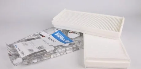 Фільтр салону MERCEDES C (W202), E T-MODEL (S210), E (VF210), E (W210), S (C215), S (W220, V220), SL (R230), LAND ROVER DISCOVERY I, MAYBACH 57, 62 1.8-6.3 03.93-12.12 Purflux AH1372