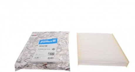 Фільтр салону VOLVO C30, C70 II, S40 II, V50, FORD FOCUS II, FOCUS II/KOMBI 1.4-Electric 12.03-06.13 Purflux AH238