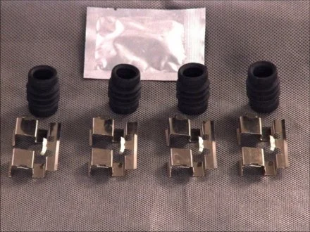 Монтажний компл.,гальм.колодки QUICK BRAKE 109-1818