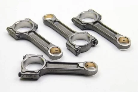 Шатун RENAULT 7701475074