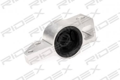 Сайлентблок важеля (переднього/ззаду) VW Caddy 03- (L) з кронштейном RIDEX 251T0035