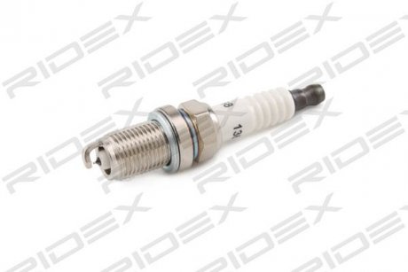 Свічка запалювання VW Passat/Golf IV/V 1.8-2.0 96-12 RIDEX 686S0040