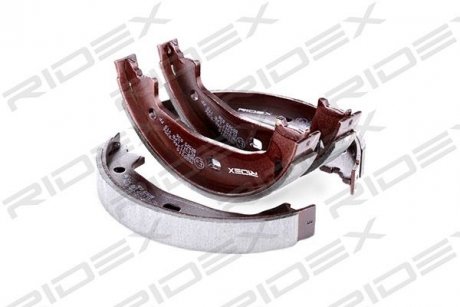 Колодки ручника BMW 1 (E81/E82)/3 (E46/E90) 00- (160x20) RIDEX 70B0016