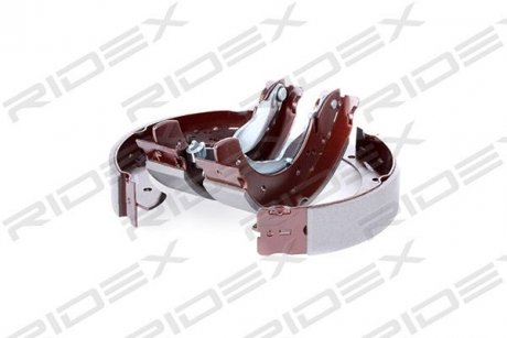 Колодки гальмівні (задні) Renault Scenic/Megane/Laguna 95-03 (барабанні) (228.6x41.5) RIDEX 70B0190