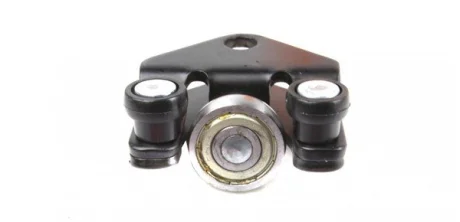 Ролики нижней петли сдвижной двери с кронштейном Renault Master ІІ/Opel Movano/Nissan Interstar (98-10) Roll RM05