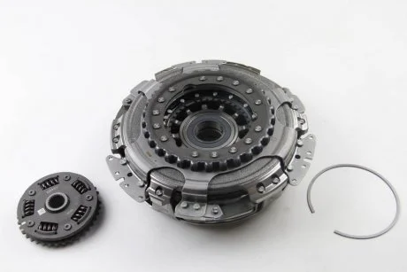 Фото комплект зчеплення Caddy III/IV 1.6TDI 10- (75kw) SACHS 3000 943 004 Комплект зчеплення Caddy III/IV 1.6TDI 10- (75kw) SACHS 3000 943 004