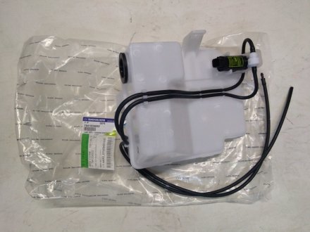Бачок омивача (к-кт з насосом та трубками) Korando C (10-) SSANGYONG 7841034002