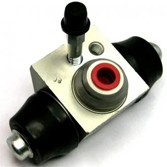 Фото гальмівний циліндр STARLINE BH ST001 Гальмівний циліндр STARLINE BH ST001