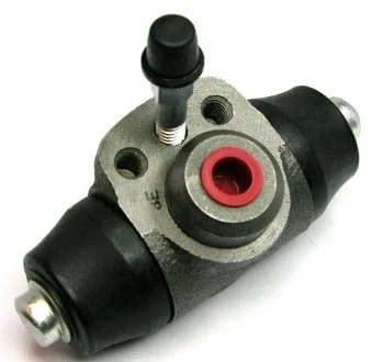 Фото гальмівний циліндр STARLINE BH ST002 Гальмівний циліндр STARLINE BH ST002