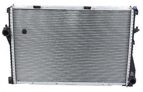 Фото радіатор охолодження STARLINE BWA2233 Радіатор охолодження STARLINE BWA2233