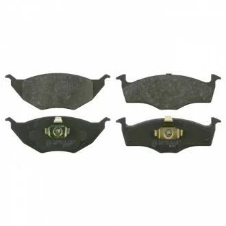 Набор тормозных накладок (сторона установки: передний мост) SWAG 30916530