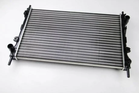 Радиатор THERMOTEC D7G020TT