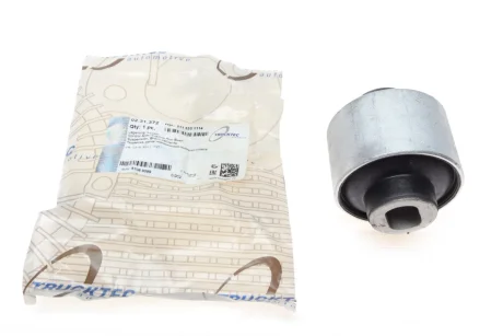 Сайлентблок рычага MERCEDES TRUCKTEC 0231372