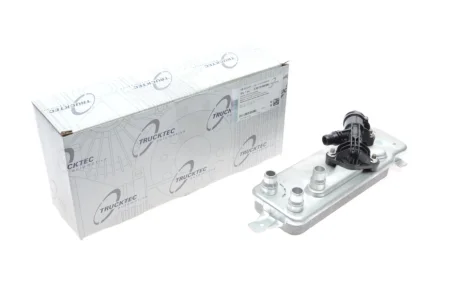 Радиатор масляный TRUCKTEC 08.25.070